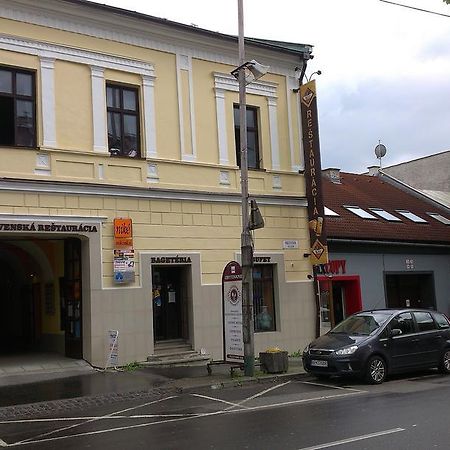 Penzión Marína pri Slovenskej reštaurácii Brezno Camera foto