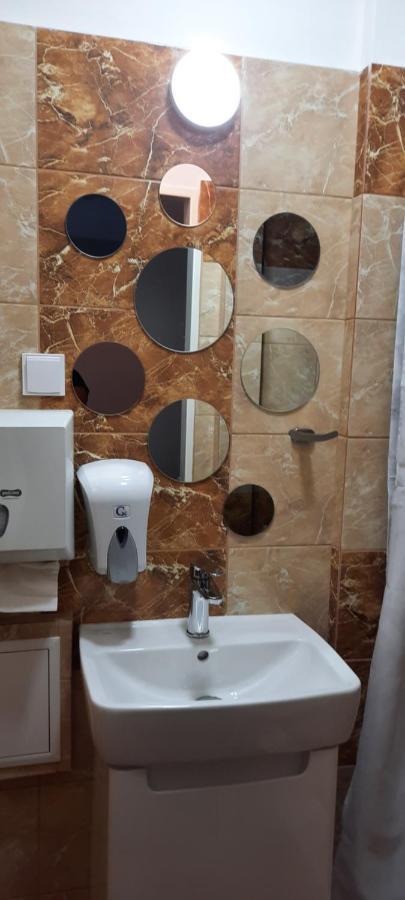Penzión Marína pri Slovenskej reštaurácii Brezno Esterno foto
