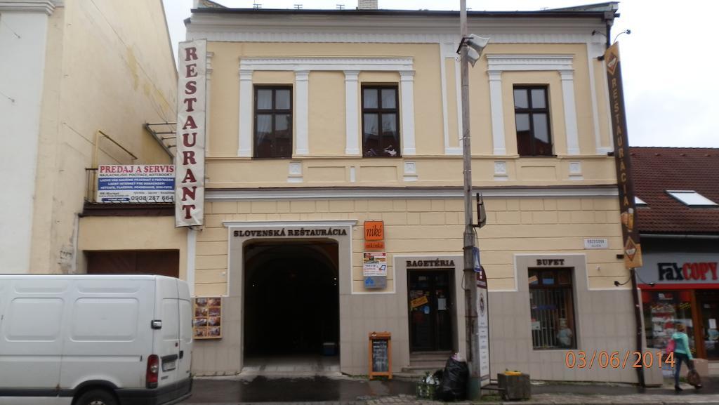 Penzión Marína pri Slovenskej reštaurácii Brezno Camera foto