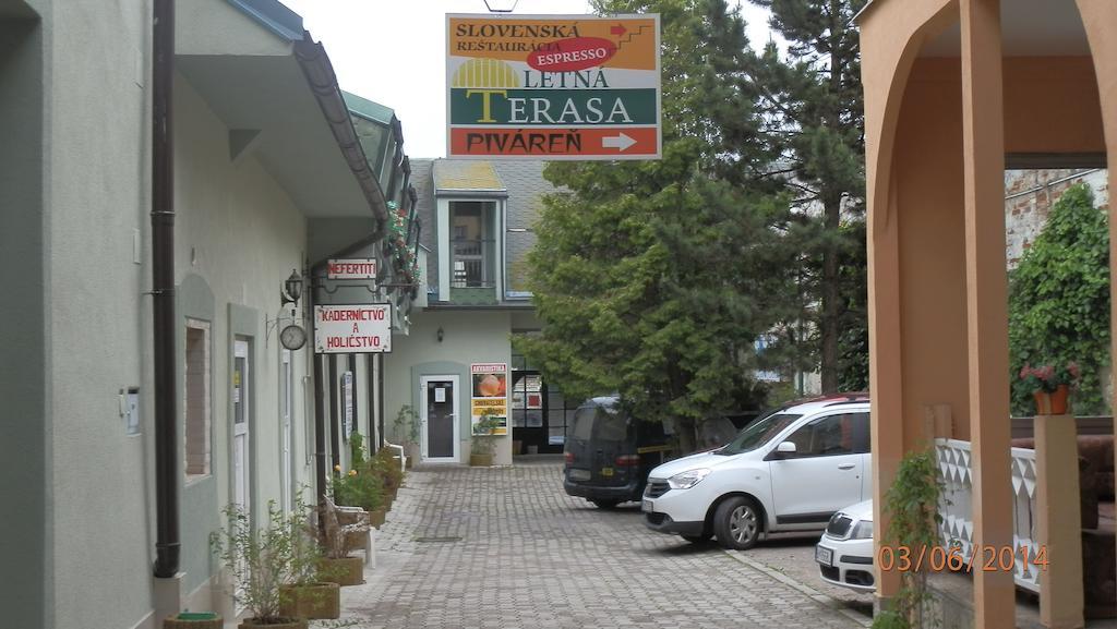 Penzión Marína pri Slovenskej reštaurácii Brezno Camera foto